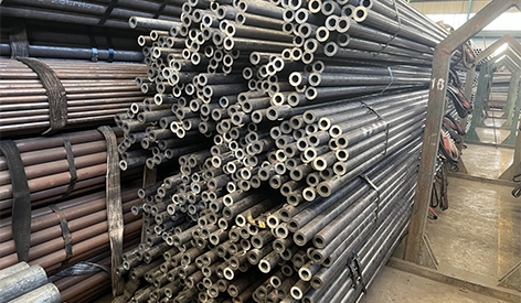 alloy-steel-pipe.jpg
